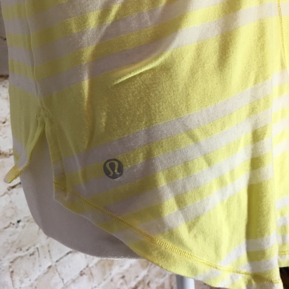 Lululemon Burn It Out Tank Ocean Stripe Size 8 - Picture 5 of 8